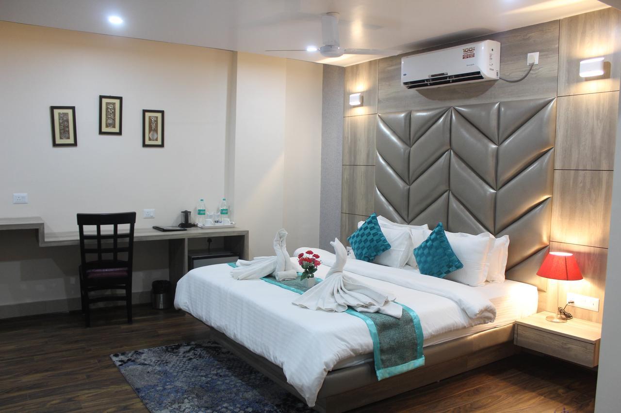 Tezpur Hotel Welkin Residency المظهر الخارجي الصورة
